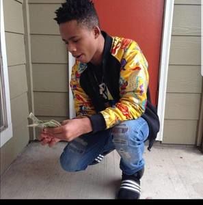 Meet your Posher, Chase